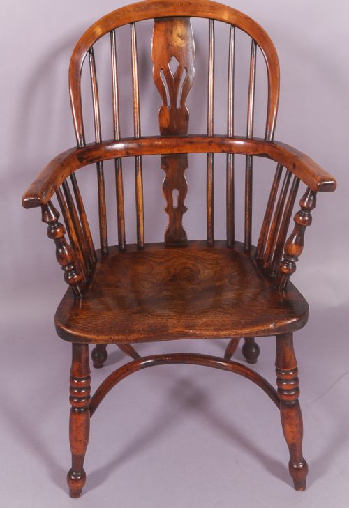 Rare Middle Size Yew Windsor Chair Rockley