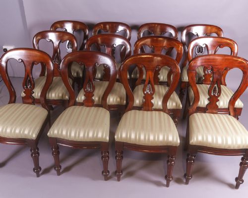 Rare Set of 12 Victorian Spear Point Balloon Back Dining Chairs