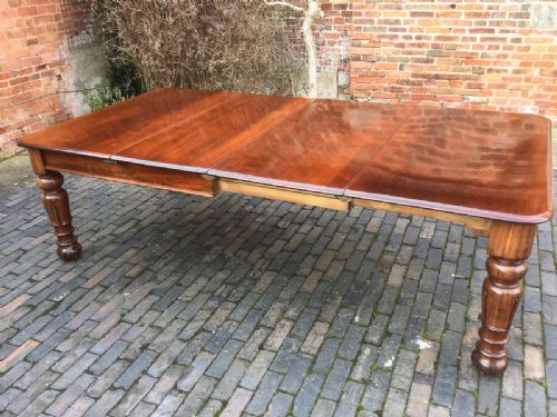 Victorian Mahogany Extending Dining Table Seats 10