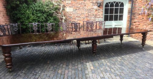 Large Victorian Mahogany Extending Dining Table to Seat 18