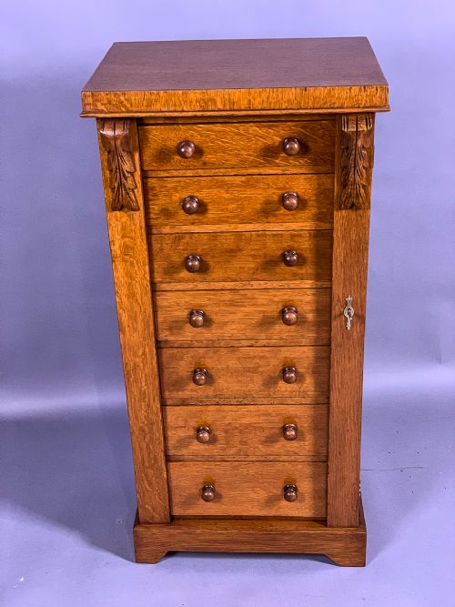 Victorian Wellington Chest in Oak