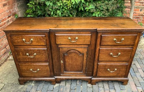 Georgian Serving Dresser in Oak
