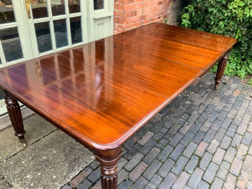 19th Century Mahogany Extending Dining Table Seats 10/12