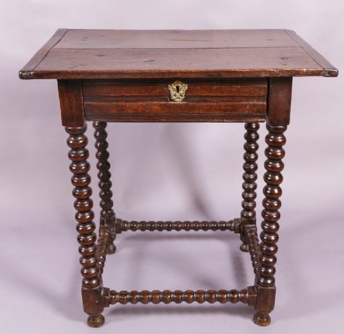 Good Small 17th Century Side Table in Oak