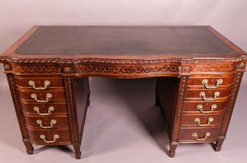 Superb Victorian Pedestal Desk