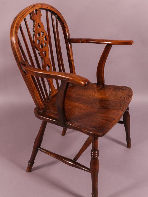 A Thames Valley Windsor Chair in Ash and Elm