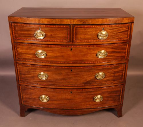 A Fine Georgian Bow Front Chest of Drawers Mahogany Satinwood