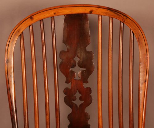 YEW WOOD HIGH WINDSOR CHAIR C 1850 - ADDITIONAL PHOTO 5
