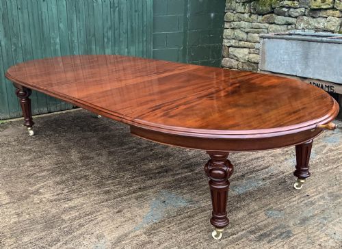 Super Quality Victorian Mahogany Extending Dining Table Seats 14