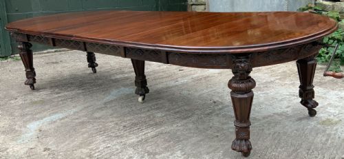 Impressive Victorian Mahogany Extending Dining Table Seats 12