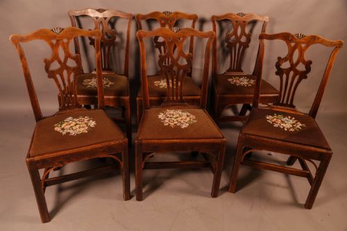 A Set of 6 Country Chippendale Dining Chairs
