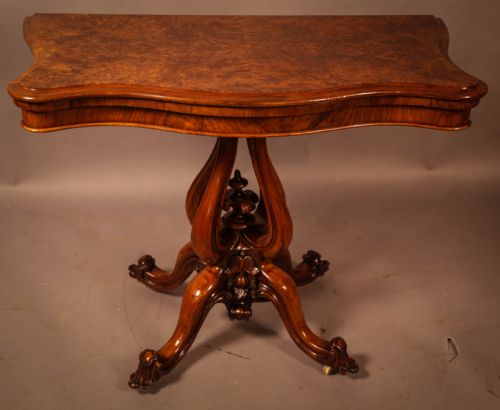A Good Quality Victorian Burr Walnut Card Table