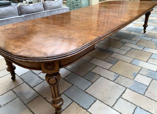 A Beutifull Pollard Oak Victorian Wind Out Extending Dining Table