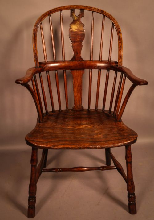 A Thames Valley High Windsor Chair in Fruit Wood