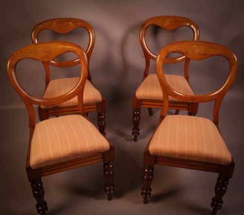 A Set of 4 Victorian Mahogany Balloon Back Dining Chairs