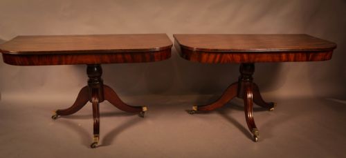 A GEORGIAN TWIN PILLAR DINING TABLE IN MAHOGANY - ADDITIONAL PHOTO 7