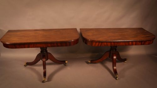 A GEORGIAN TWIN PILLAR DINING TABLE IN MAHOGANY - ADDITIONAL PHOTO 8