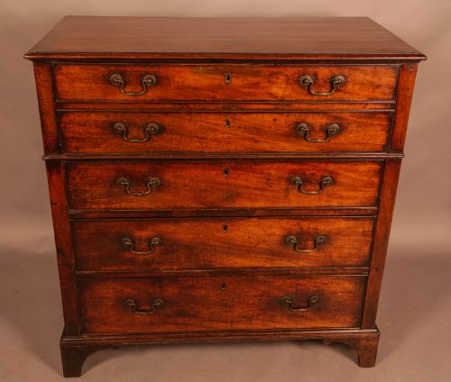 A Good 18th Century Secretair Chest of Drawers