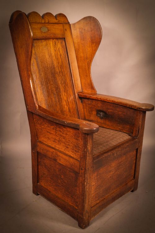 A 19TH CENTURY LAMBING CHAIR IN OAK - ADDITIONAL PHOTO 1