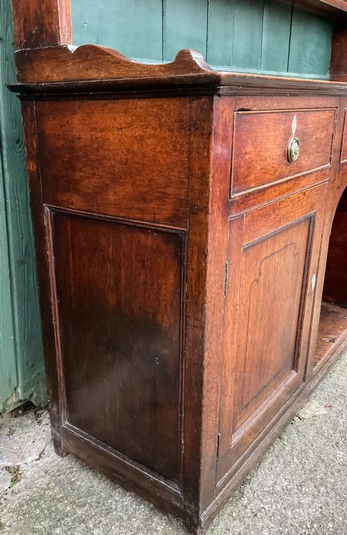 A GEORGIAN OAK DRESSER - ADDITIONAL PHOTO 6