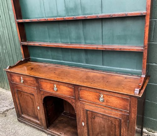 A GEORGIAN OAK DRESSER - ADDITIONAL PHOTO 9