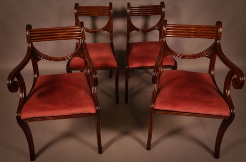 A SUPERB SET OF EIGHT REGENCY PERIOD DINING CHAIRS - ADDITIONAL PHOTO 3