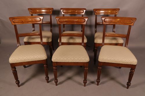 A Good Set of 6 Georgian Dining Chairs (Possibly Gillows)