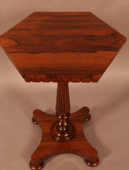 A GOOD WILIAM IV OCCAISIONAL TABLE IN ROSEWOOD - ADDITIONAL PHOTO 2