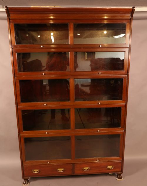 A Five Tier Stacking Bookcase in Mahogany