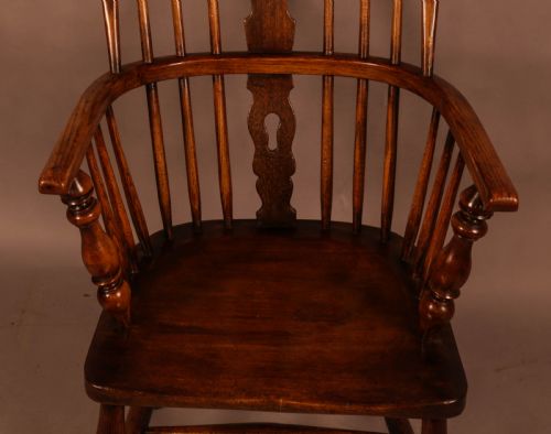 AN ASH AND ELM HIGH BACK WINDSOR CHAIR - ADDITIONAL PHOTO 4