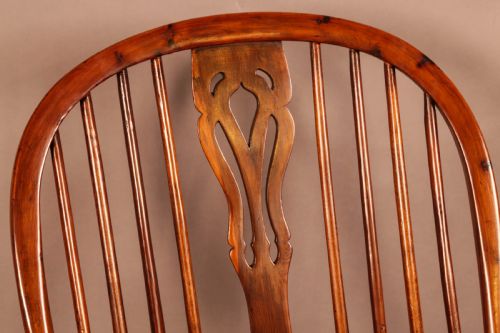 A NOTTINGHAMSHIRE YEW WOOD HIGH WINDSOR CHAIR - ADDITIONAL PHOTO 8