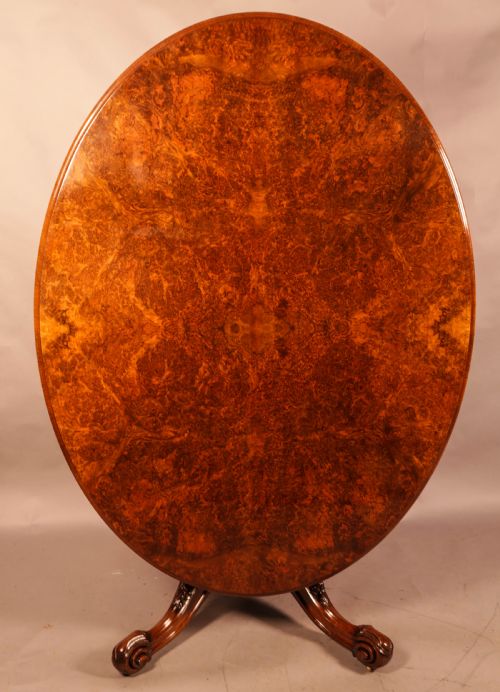 A SUPER QUALTY VICTORIAN BREAKFAST TABLE IN BURR WALNUT - ADDITIONAL PHOTO 1
