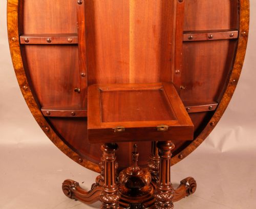 A SUPER QUALTY VICTORIAN BREAKFAST TABLE IN BURR WALNUT - ADDITIONAL PHOTO 9