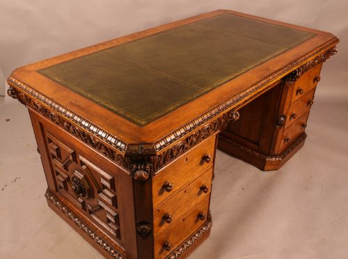 A GOOD QUALITY PARTNERS DESK IN OAK - ADDITIONAL PHOTO 1