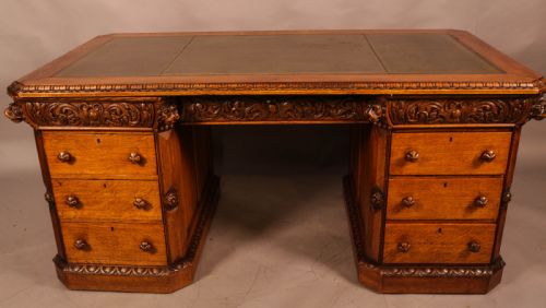 A GOOD QUALITY PARTNERS DESK IN OAK - ADDITIONAL PHOTO 2