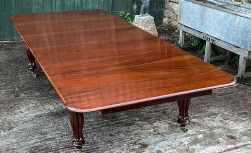 A GOOD EARLY 19TH CENTURY EXTENDING DINING TABLE IN MAHOGANY - ADDITIONAL PHOTO 13