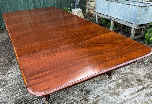 A GOOD EARLY 19TH CENTURY EXTENDING DINING TABLE IN MAHOGANY - ADDITIONAL PHOTO 14