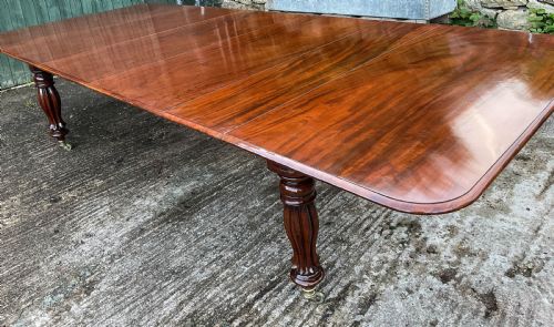 A GOOD EARLY 19TH CENTURY EXTENDING DINING TABLE IN MAHOGANY - ADDITIONAL PHOTO 15