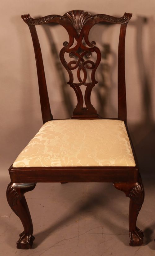 A SET OF 8 MAHOGANY DINING CHAIRS IN THE CHIPPENDALE STYLE C 1900 - ADDITIONAL PHOTO 3