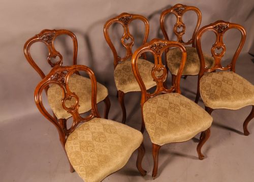 A SET OF 6 VICTORIAN DINING CHAIRS IN WALNUT - ADDITIONAL PHOTO 2