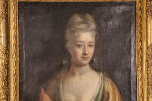AN 18TH CENTURY OIL ON CANVAS LADY - ADDITIONAL PHOTO 3