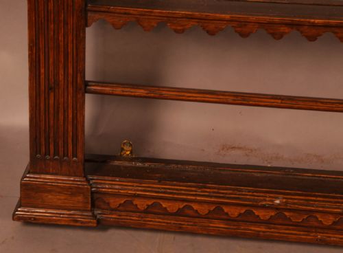 A SUPER 18TH CENTURY PLATE RACK IN OAK - ADDITIONAL PHOTO 3