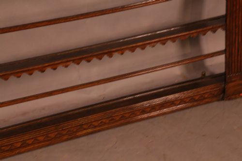 A SUPER 18TH CENTURY PLATE RACK IN OAK - ADDITIONAL PHOTO 7