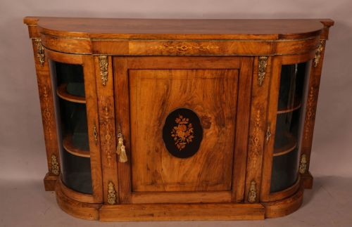 A VICTORIAN BURR WALNUT CREDENZA - ADDITIONAL PHOTO 3