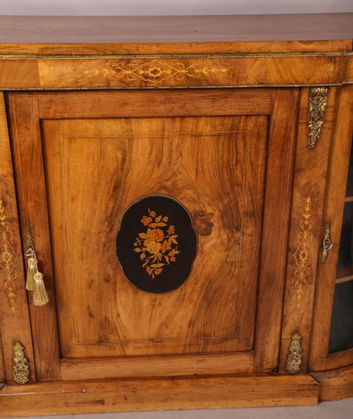 A VICTORIAN BURR WALNUT CREDENZA - ADDITIONAL PHOTO 7