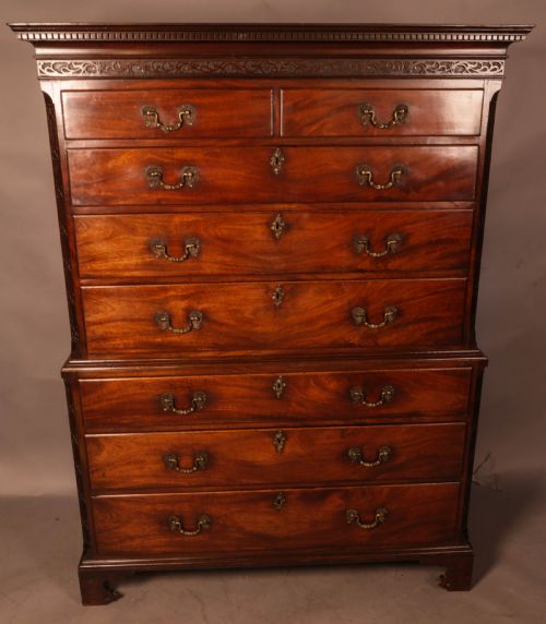 A FINE CHIPPENDALE PERIOD CHEST ON CHEST MAHOGANY - ADDITIONAL PHOTO 4