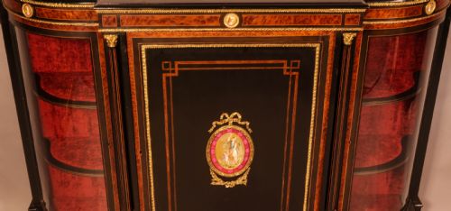 AN ATRACTIVE VICTORIAN EBONIZED CREDENZA - ADDITIONAL PHOTO 2