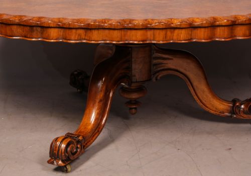 A VICTORIAN BURR WALNUT COFFEE TABLE - ADDITIONAL PHOTO 5