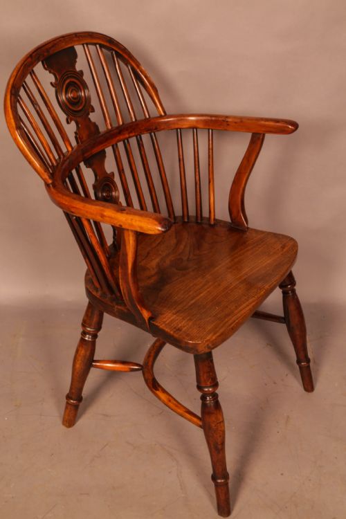 a very rare william wheatland yew windsor chair - CATEGORY: ANTIQUE CHAIRS - DATED 19TH CENTURY