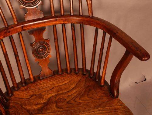 A VERY RARE WILLIAM WHEATLAND YEW WINDSOR CHAIR - ADDITIONAL PHOTO 6